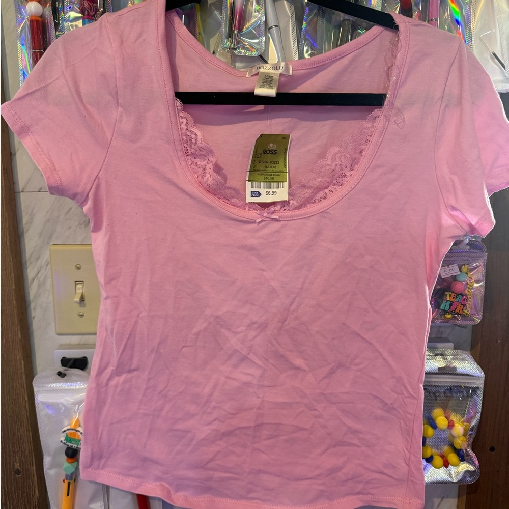 Bozzolo Light Pink Scoop Neck Short Sleeve Top with Lace Trim